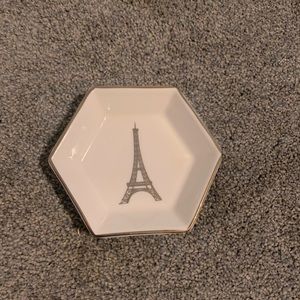 Paris themed room decoration